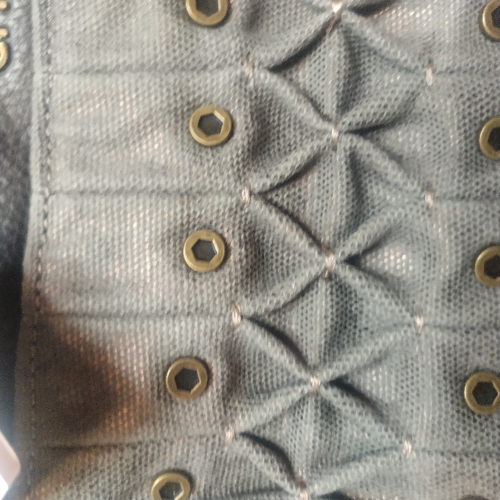 CHALA Crossbody Bag in Grey - Picture 7 of 12